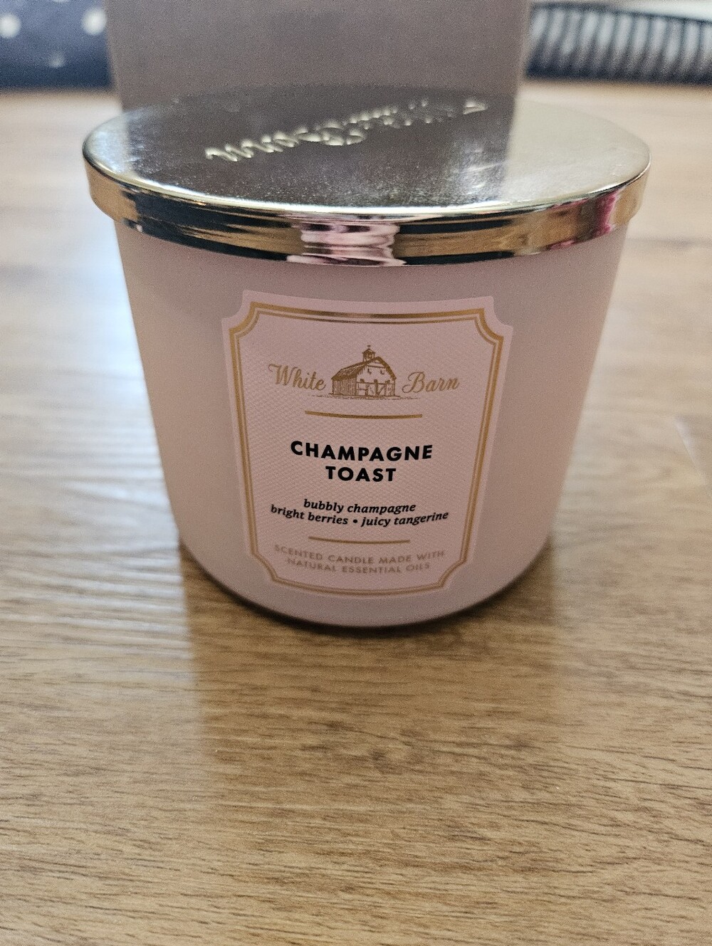 White Barn Bath And Body Works Champagne Toast Scented Candle - Light Pink - Picture 1 of 3